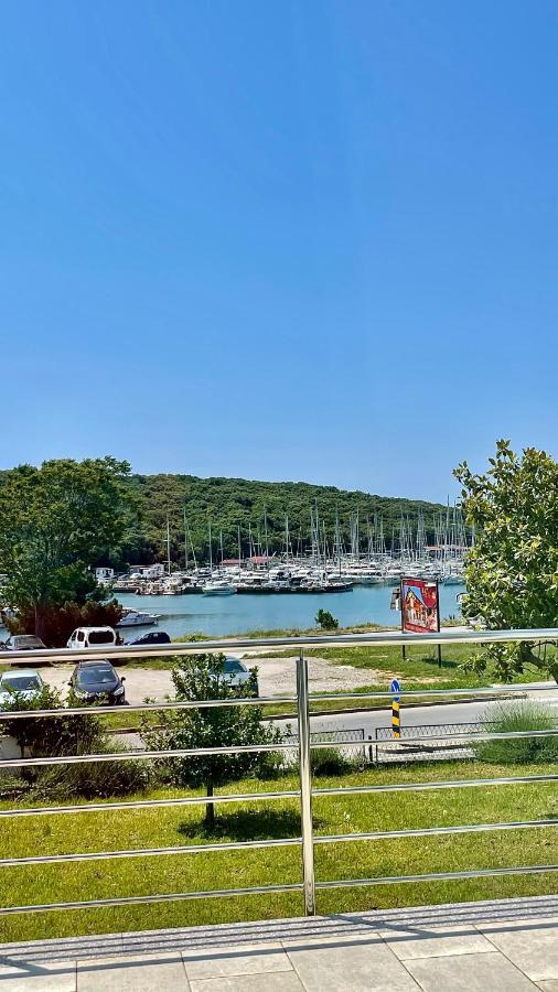 Apartment Marina View *