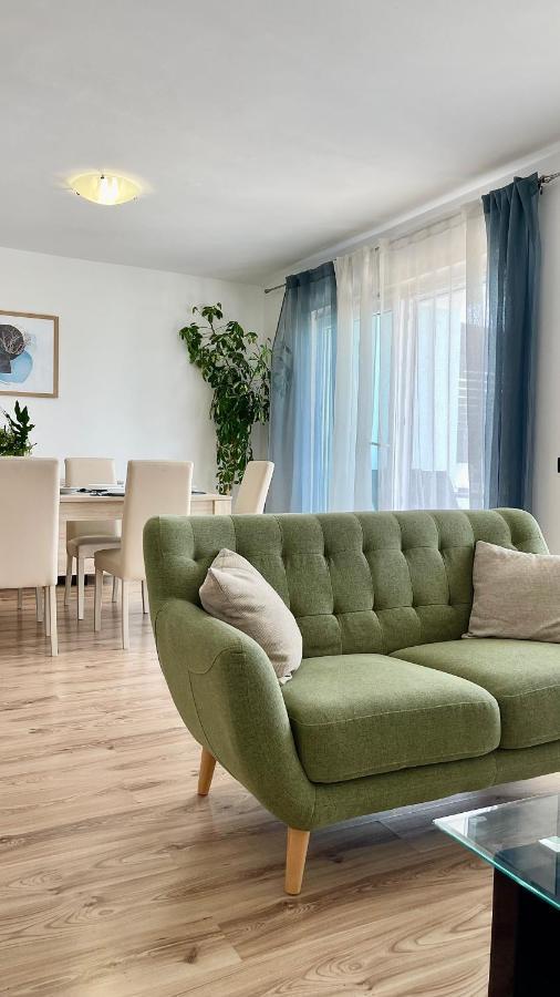 Marina View Apartment *